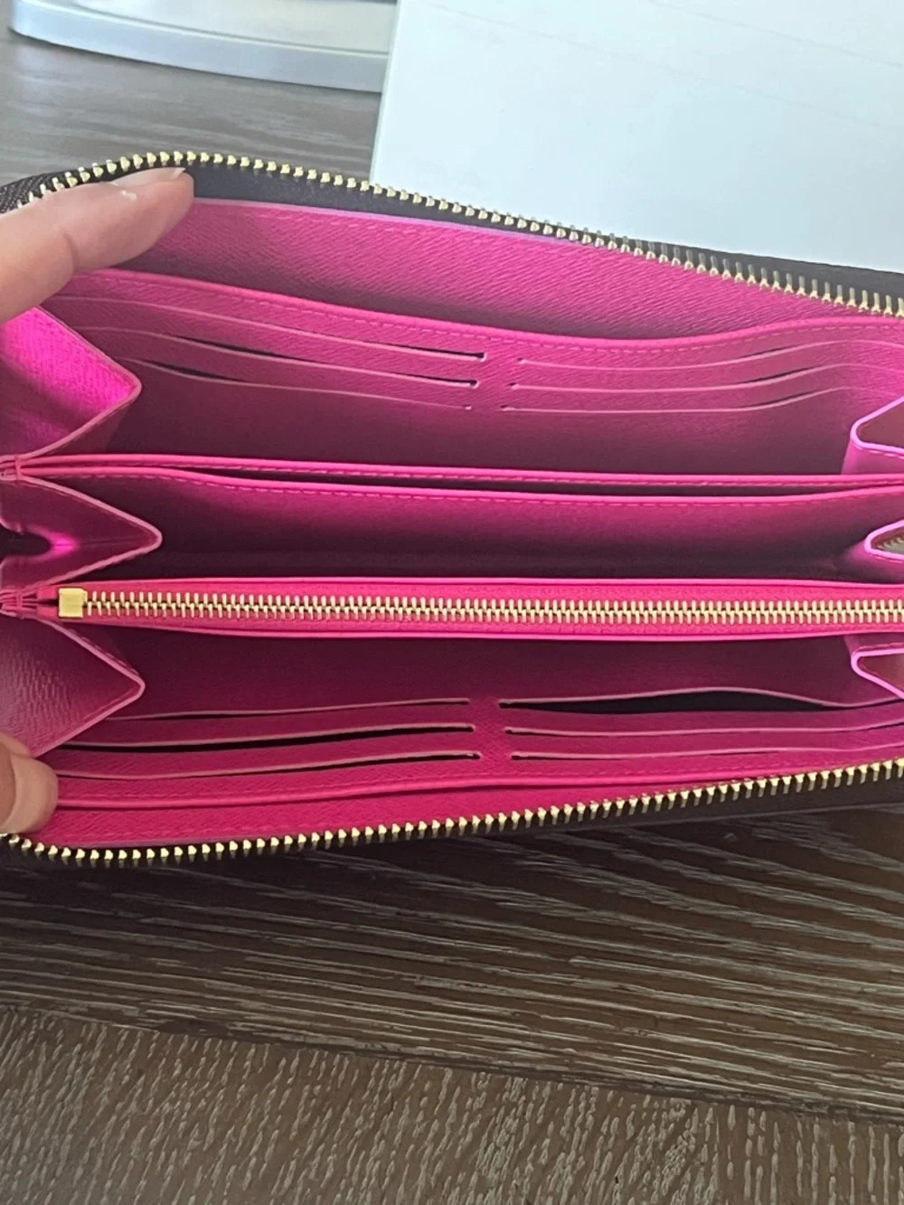 Louis Vuitton TM X LV Flowers Zippy Wallet - Picture 8 of 12